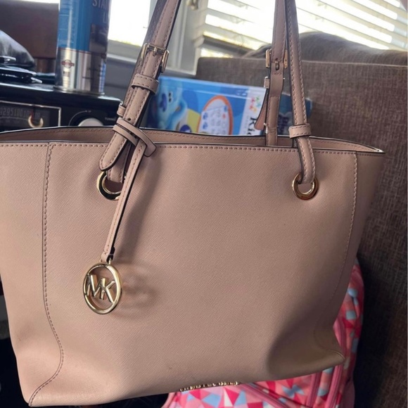Michael Kors Tote - Picture 1 of 3